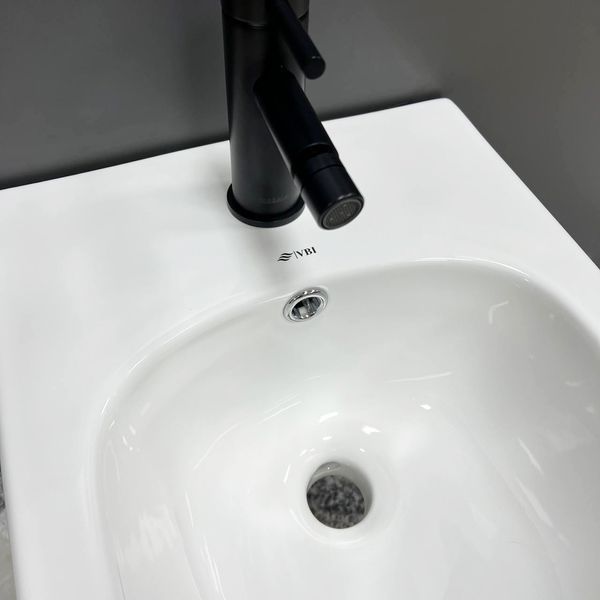 Підвісне біде VBI CAPRI WHITE VBI-020401 фото
